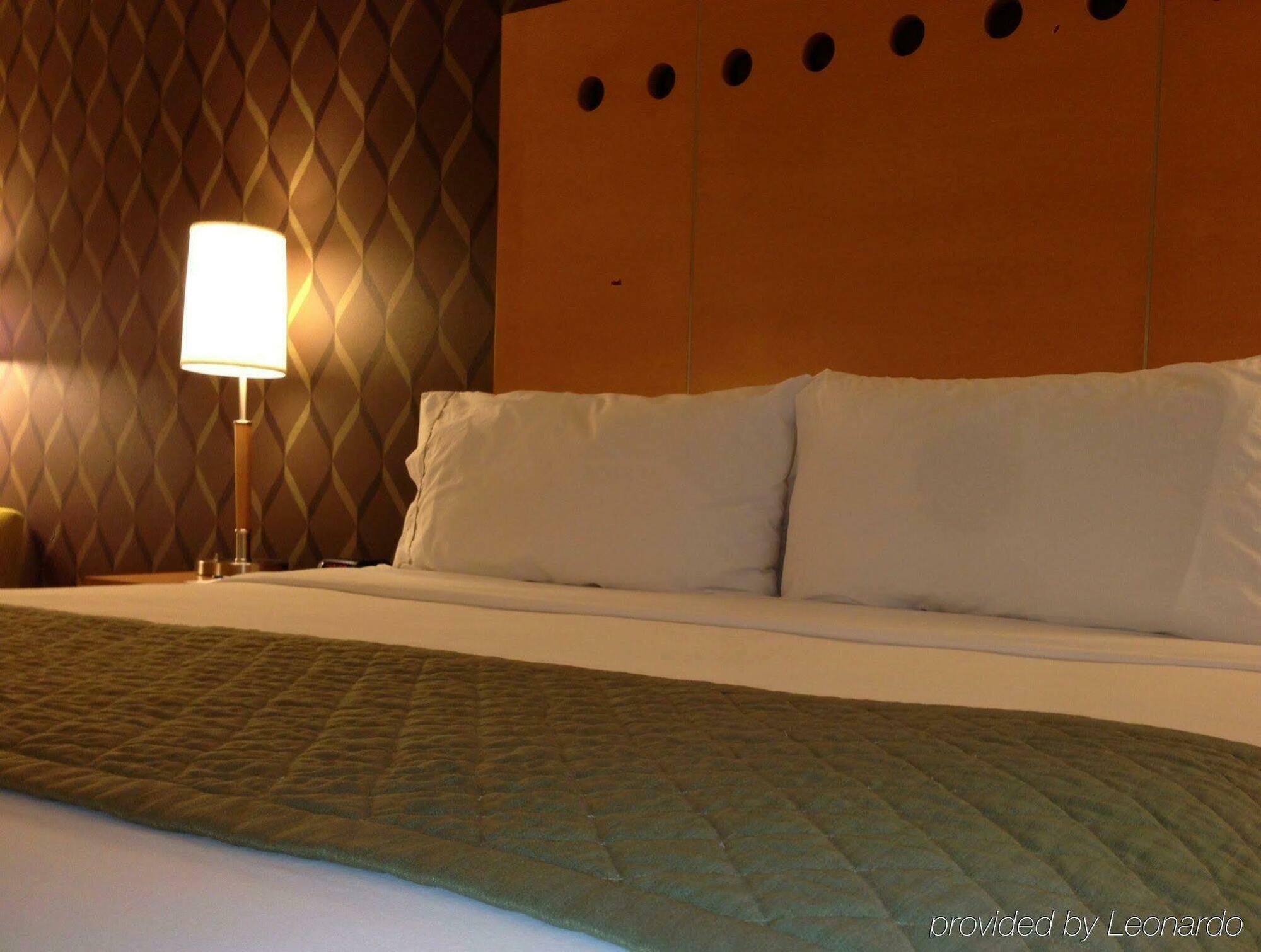 Holiday Inn Express & Suites Monterrey Aeropuerto, An Ihg Hotel Exterior foto